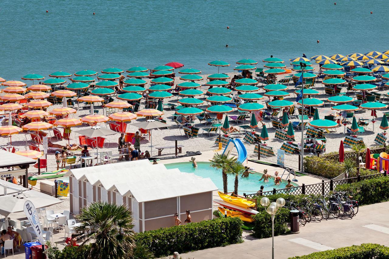 Hotel Beaurivage Fano Luaran gambar