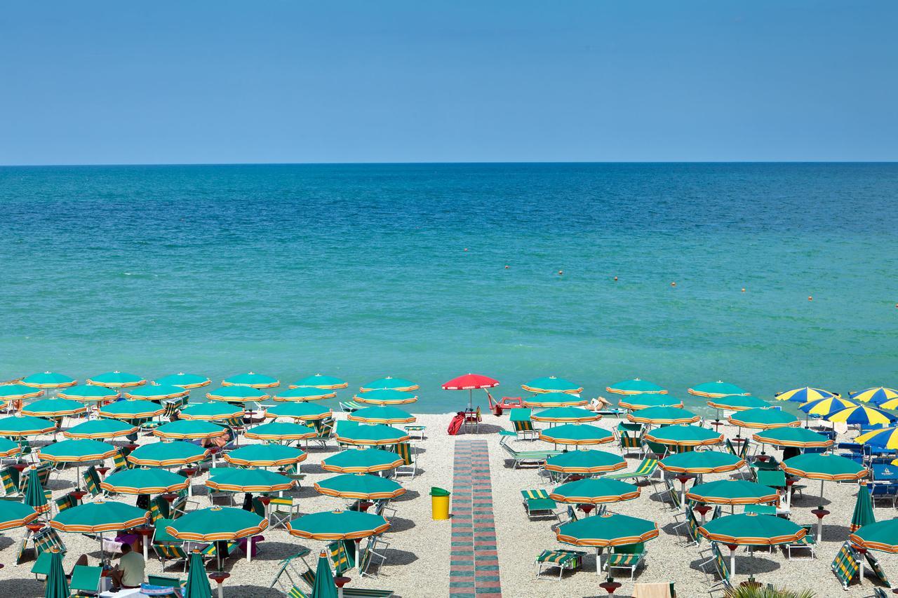 Hotel Beaurivage Fano Luaran gambar
