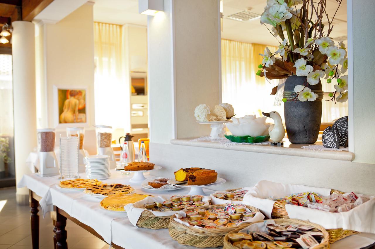 Hotel Beaurivage Fano Luaran gambar